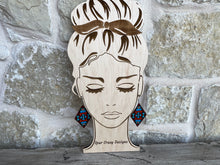 Load image into Gallery viewer, model with Texas Sunset earrings